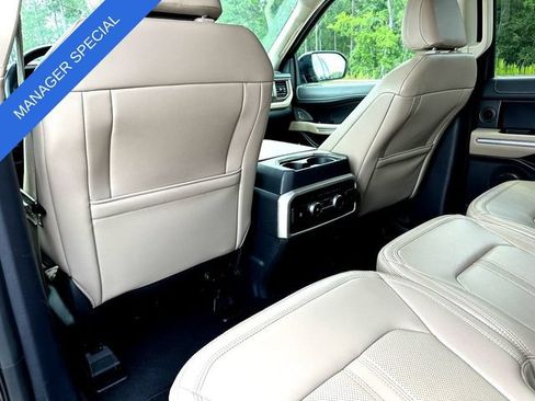 Used 2024 Ford Expedition Max Limited AWD/4WD image 21