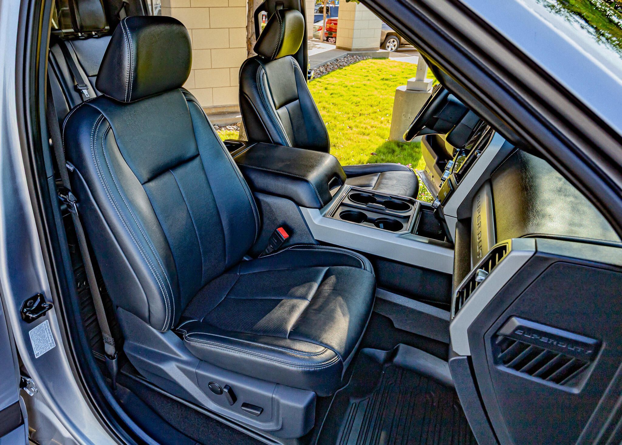 Used 2022 Ford F350 Lariat w/ Lariat Ultimate Package AWD/4WD image 30