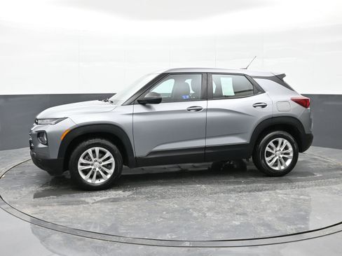 Used 2023 Chevrolet TrailBlazer LS image 5
