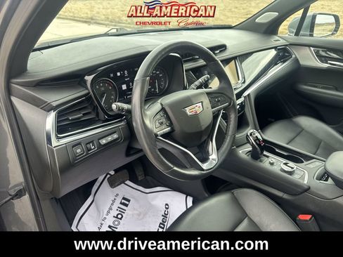 Used 2021 Cadillac XT6 Premium Luxury image 10