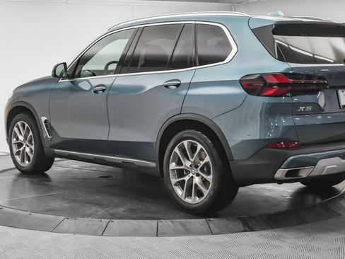 Used 2024 BMW X5 xDrive40i w/ Parking Assistance Package image 5