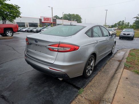 Used 2020 Ford Fusion SEL FWD image 7