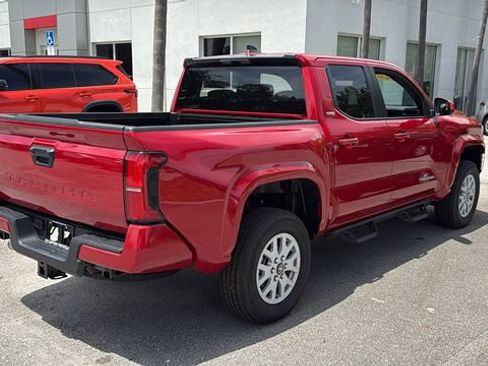 Used 2026 Toyota Tacoma SR5 RWD image 8