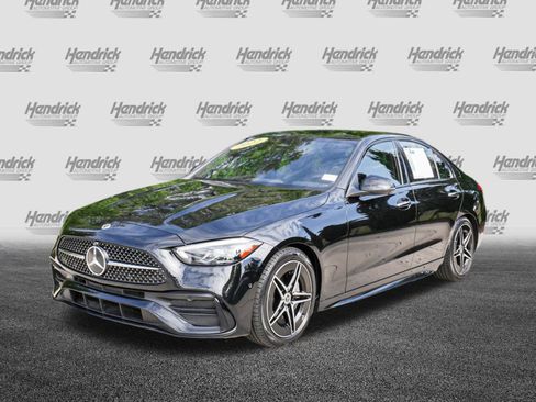Used 2022 Mercedes-Benz C 300 4MATIC Sedan image 5