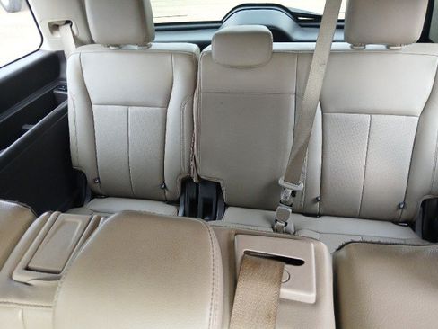 Used 2020 Ford Expedition XLT w/ Equipment Group 201A RWD image 13