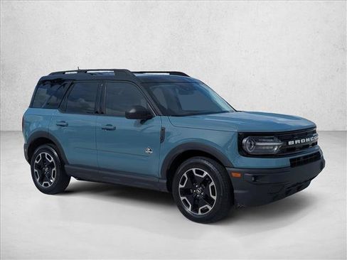 Used 2021 Ford Bronco Sport Outer Banks AWD/4WD image 3