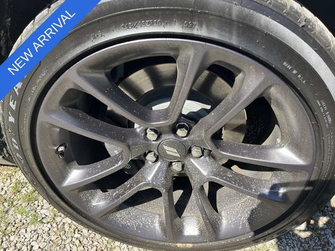 Used 2022 Dodge Challenger R/T Scat Pack RWD image 11