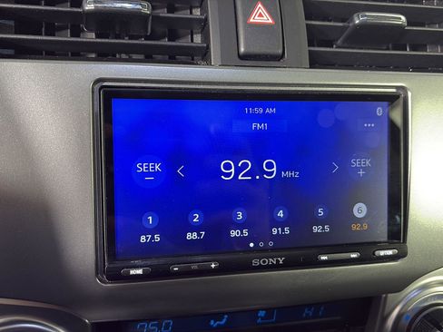 Used 2018 Toyota 4Runner Limited image 33