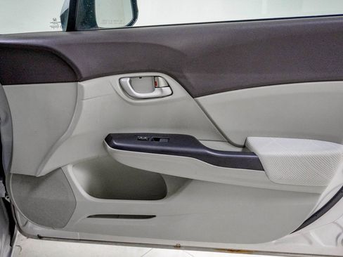 Used 2012 Honda Civic LX image 30