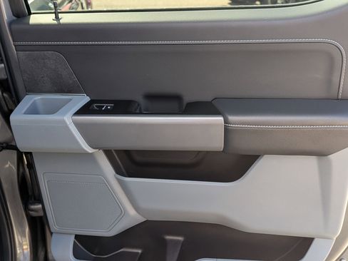 Used 2024 Ford F150 XLT w/ Mobile Office Package image 32