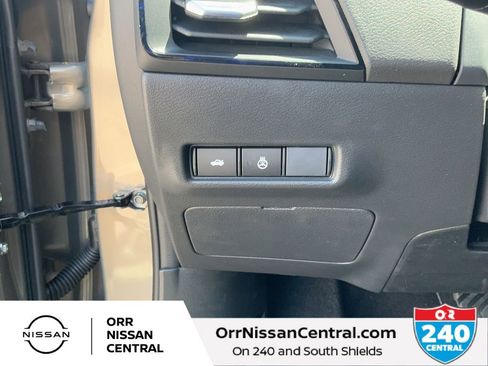 New 2026 Nissan Sentra SV w/ SV Convenience Package FWD image 18
