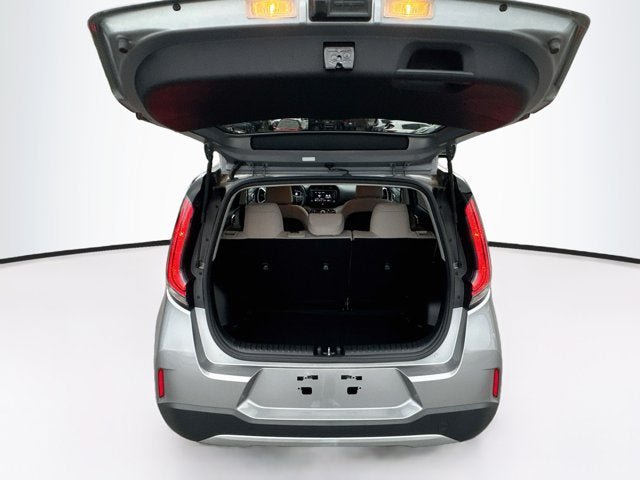 Certified 2023 Kia Soul LX FWD image 23