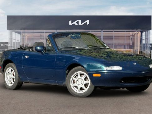 Used 1997 MAZDA MX-5 Miata image 2
