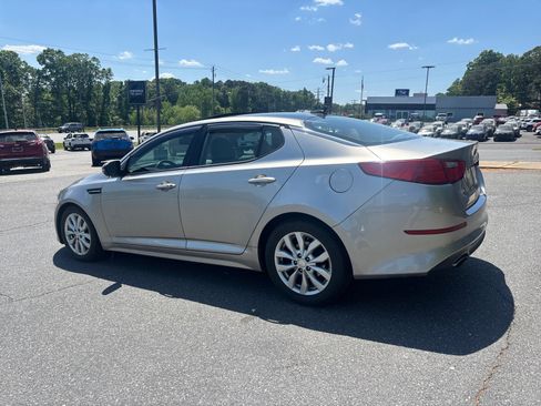 Used 2015 Kia Optima EX w/ EX Premium Package FWD image 3