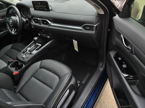 New 2025 MAZDA CX-5 AWD 2.5 S w/ Select Package image 6