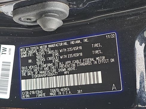 Used 2023 Toyota Highlander XLE image 45