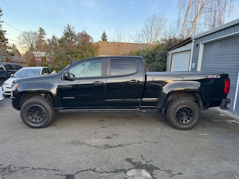 Used 2019 Chevrolet Colorado Z71 image 3