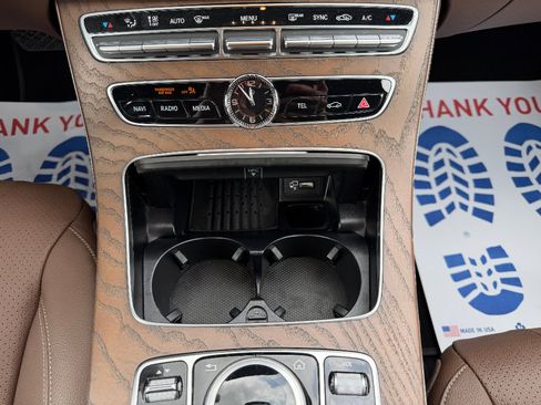 Used 2019 Mercedes-Benz E 300 4MATIC image 29