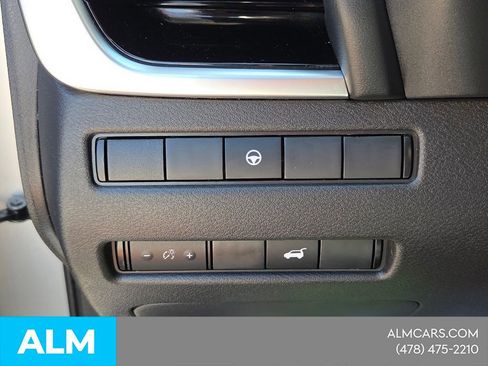 Used 2022 Nissan Rogue SL FWD image 28