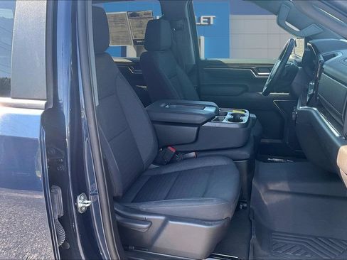 Used 2023 Chevrolet Silverado 1500 LT Trail Boss AWD/4WD image 29