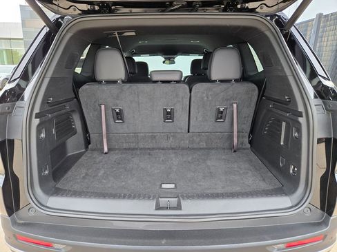 Used 2025 Buick Enclave Preferred image 31