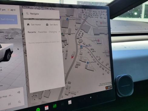 Used 2024 Tesla Cybertruck AWD Crew Cab image 23