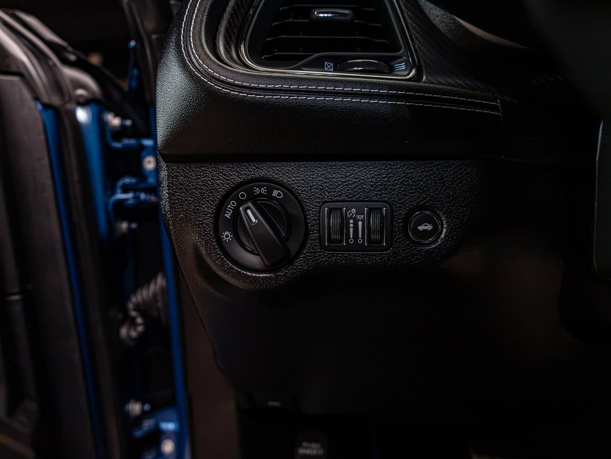 Used 2023 Dodge Challenger SRT Hellcat RWD image 15