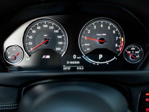 Used 2019 BMW M4 CS w/ Executive Package image 66