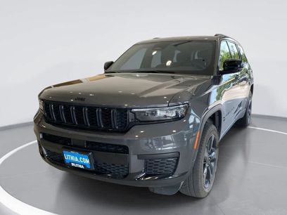 Used 2023 Jeep Grand Cherokee L Laredo
