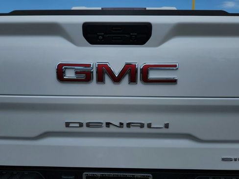 Used 2020 GMC Sierra 1500 Denali w/ Denali Ultimate Package AWD/4WD image 20