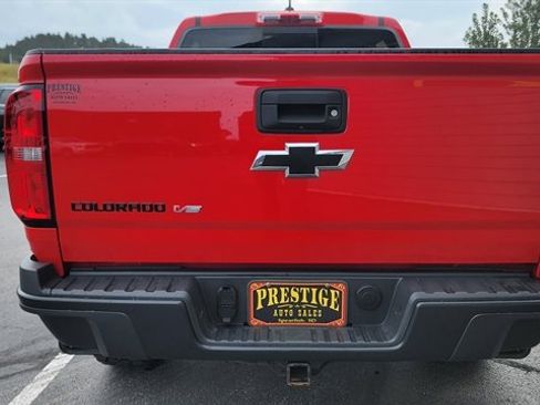 Used 2020 Chevrolet Colorado ZR2 image 8