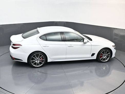 Used 2025 Genesis G70 2.5T image 14