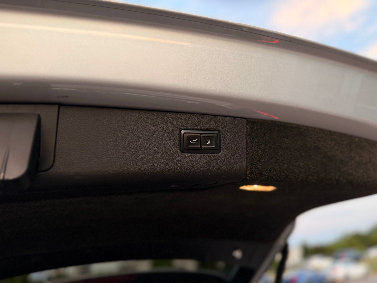Used 2019 Bentley Bentayga AWD/4WD image 69