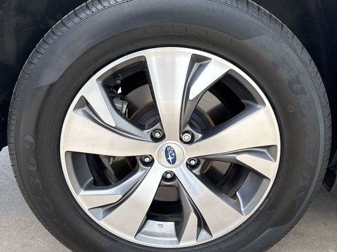 Used 2021 Subaru Ascent Premium w/ Convenience Package AWD/4WD image 26