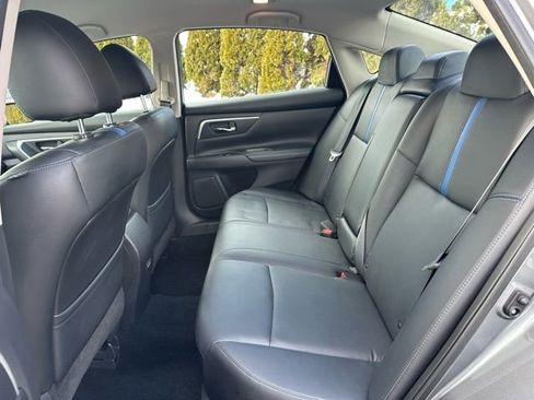 Used 2018 Nissan Altima 2.5 SR w/ SR Special Edition image 15