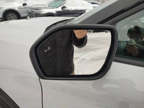 New 2026 Ford Explorer Active w/ Active Comfort Package AWD/4WD image 15