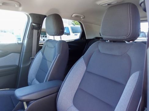 Used 2025 Chevrolet TrailBlazer LS w/ LS Convenience Package FWD image 22