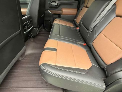 Used 2020 Chevrolet Silverado 2500 High Country AWD/4WD image 18