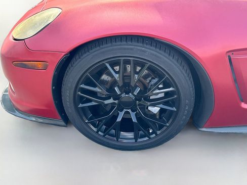 Used 2007 Chevrolet Corvette Coupe w/ Preferred Equipment Group RWD image 27