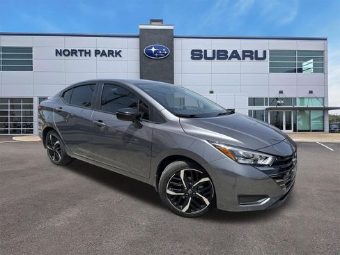Used 2023 Nissan Versa SR w/ Trunk Package FWD image 1