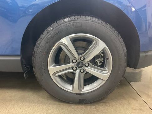Used 2023 Ford Edge SEL w/ Convenience Package AWD/4WD image 17