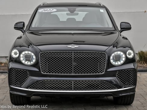 Used 2022 Bentley Bentayga image 3