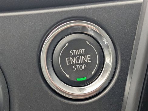 New 2025 Chevrolet Blazer LT w/ Midnight/Sport Edition image 31