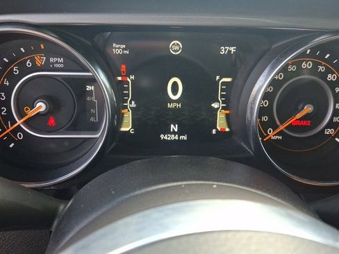 Used 2020 Jeep Gladiator Overland w/ Safety Group image 18