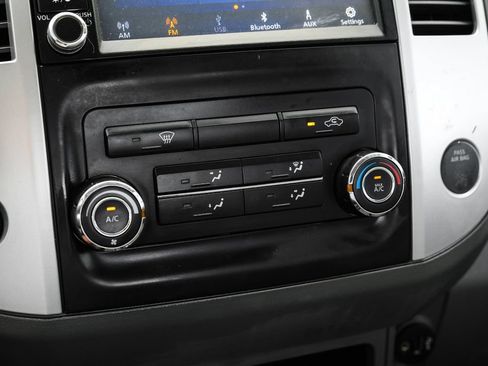 Used 2019 Nissan Frontier S RWD image 21