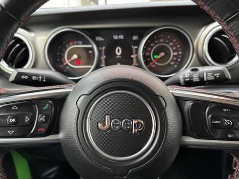 Used 2018 Jeep Wrangler Unlimited Rubicon image 26