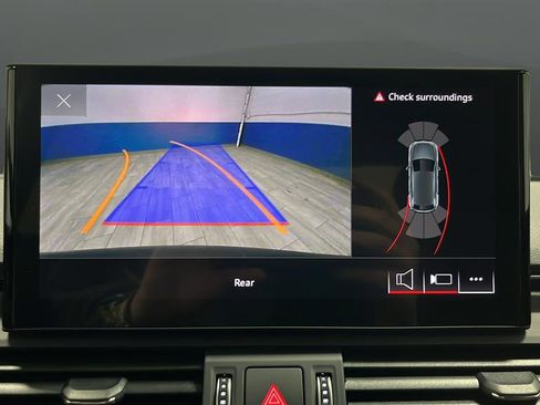 Used 2024 Audi Q5 e Premium w/ Convenience Package AWD/4WD image 14