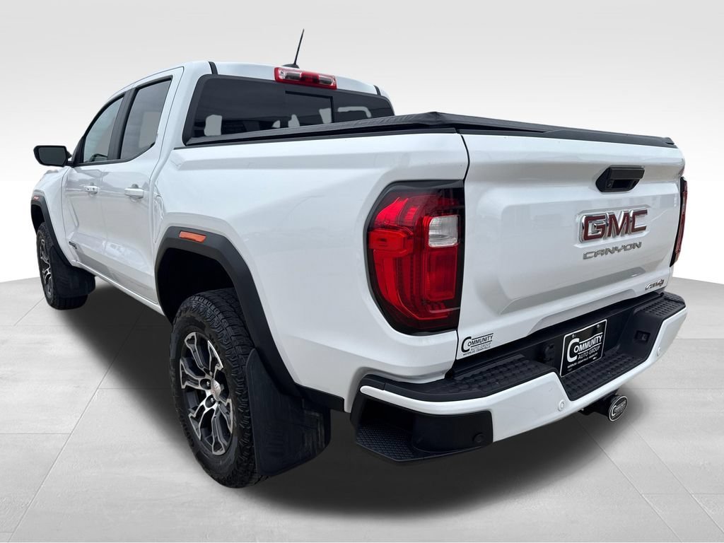 Used 2024 GMC Canyon AT4 w/ AT4 Premium Package AWD/4WD image 3