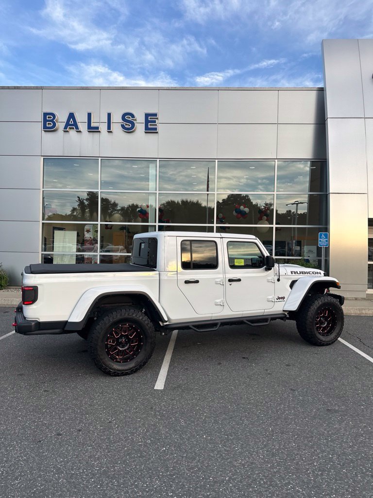 Used 2022 Jeep Gladiator Rubicon w/ LED Lighting Group AWD/4WD image 3