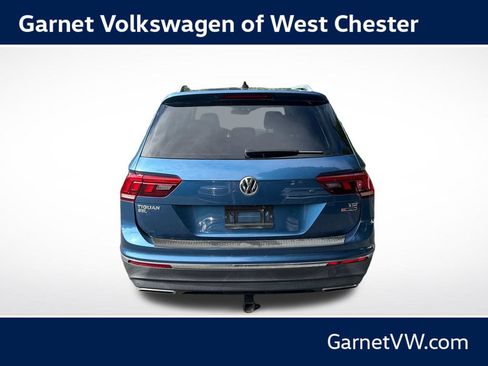 Used 2018 Volkswagen Tiguan SEL w/ 3rd Row Seat Package AWD/4WD image 4